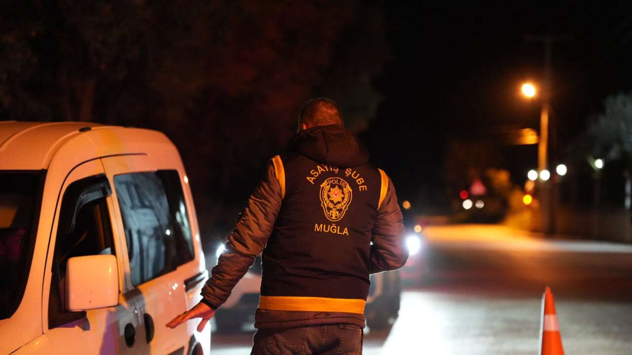 Menteşe’de Yılbaşı Öncesi Asayiş ve Trafik Denetimleri Artırıldı 1